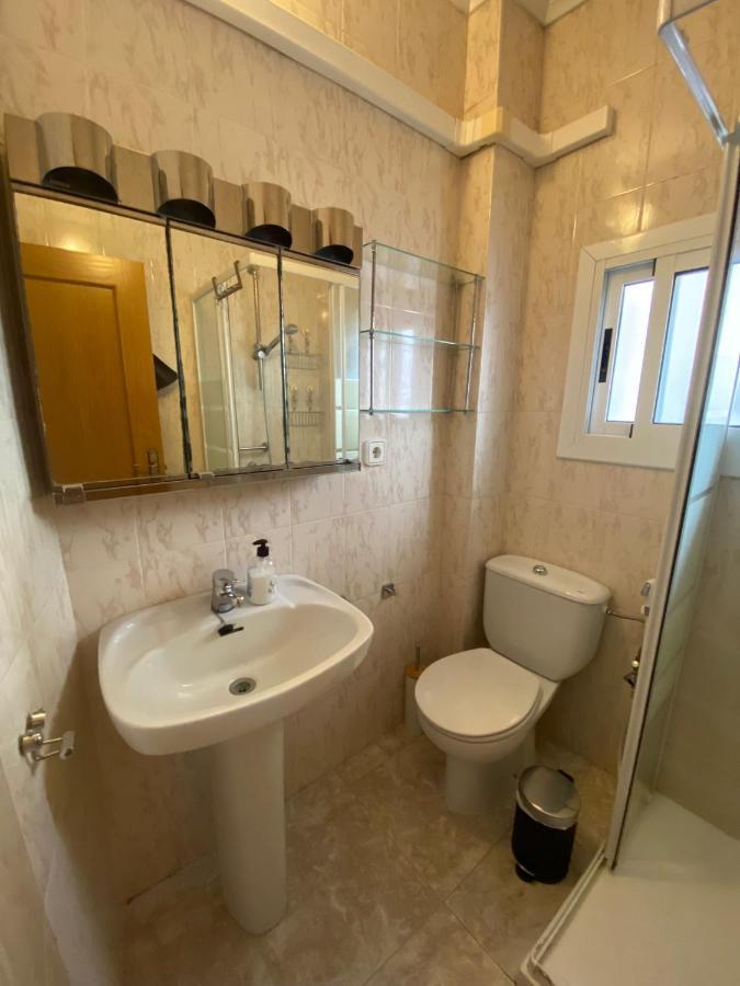 Cozy Apartment In Centre Of Alicante Near Plaza De Toros Exterior photo